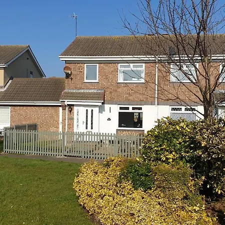 Nyaraló Badger's House, Willow Close, *